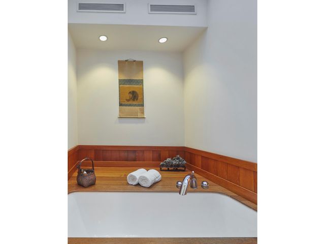 333 E 51ST Street, New York City, NY 10022