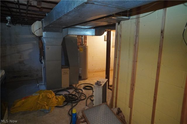 5285 Ridgebury Boulevard, Cleveland, OH 44124