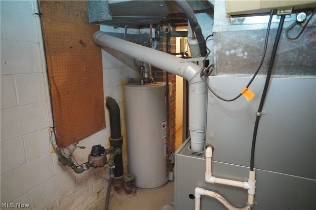 5285 Ridgebury Boulevard, Cleveland, OH 44124