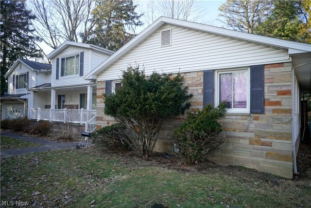 5285 Ridgebury Boulevard, Cleveland, OH 44124