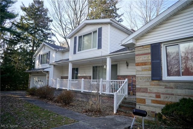 5285 Ridgebury Boulevard, Cleveland, OH 44124