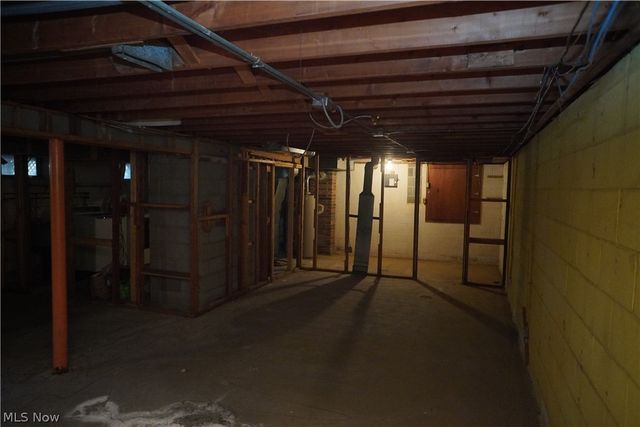 5285 Ridgebury Boulevard, Cleveland, OH 44124