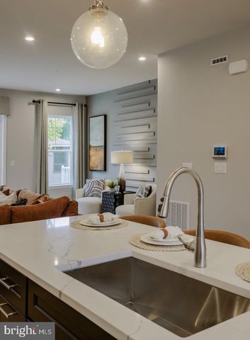 104 MARION RD, Pennington, NJ 08534