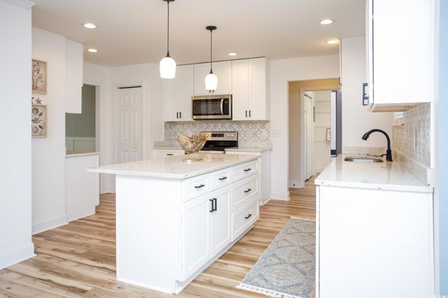 837 Flicker Pl., Murrells Inlet, SC 29576