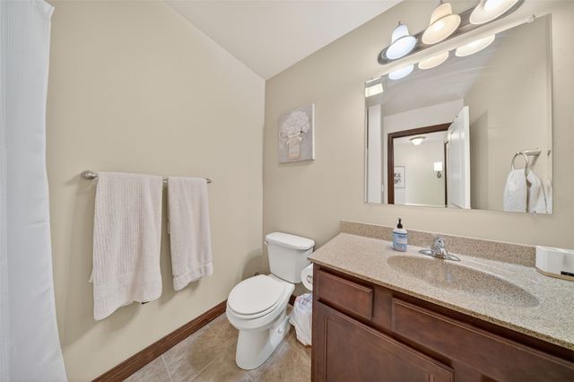 85 N Park Ridge Road, North Liberty, IA 52317
