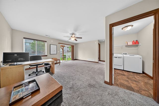 85 N Park Ridge Road, North Liberty, IA 52317