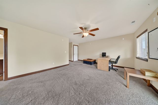 85 N Park Ridge Road, North Liberty, IA 52317