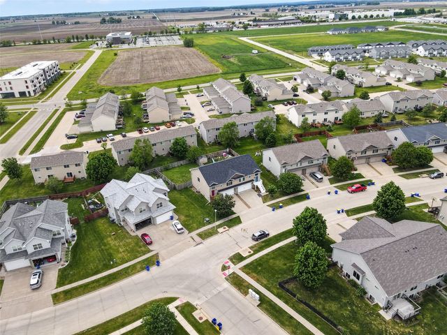 85 N Park Ridge Road, North Liberty, IA 52317