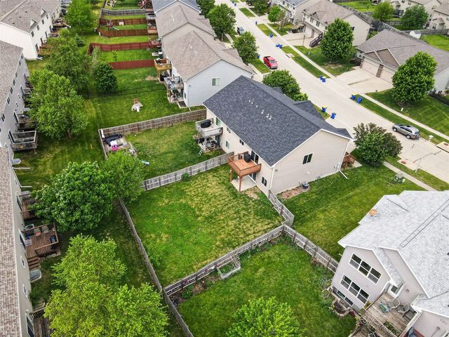 85 N Park Ridge Road, North Liberty, IA 52317