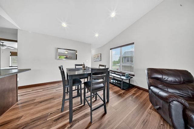 85 N Park Ridge Road, North Liberty, IA 52317
