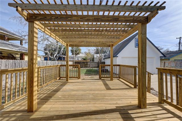 417 Cole St, Corpus Christi, TX 78404