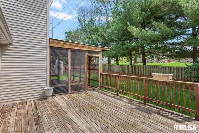 3712 Viking Boulevard, Springfield, IL 62712