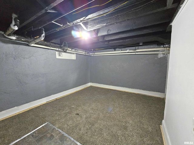 2614 MCKINLEY Avenue, Davenport, IA 52802