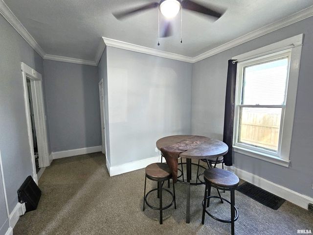 2614 MCKINLEY Avenue, Davenport, IA 52802