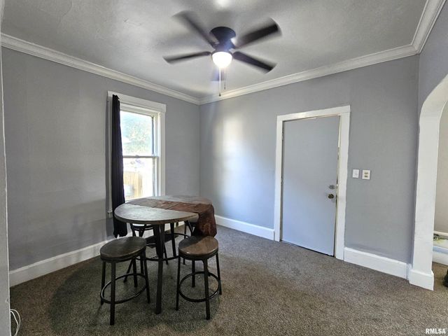 2614 MCKINLEY Avenue, Davenport, IA 52802