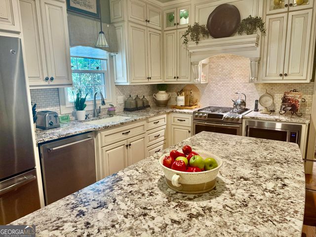 3294 Fox Hunt Trail NW, Marietta, GA 30064