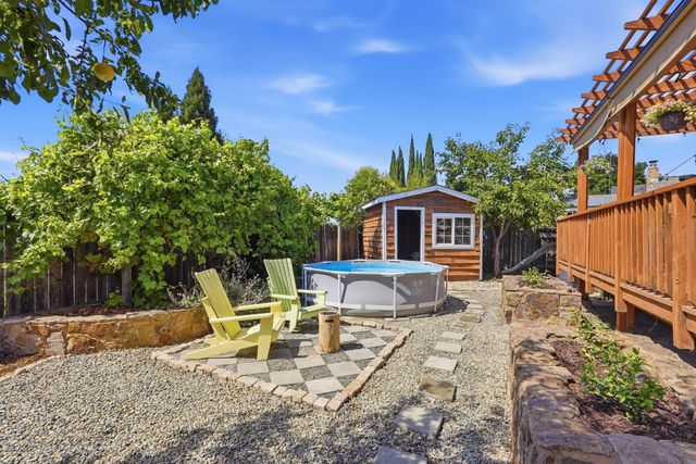 8191 Canyon Oak Dr, Citrus Heights, CA 95610