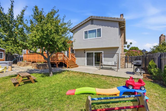 8191 Canyon Oak Dr, Citrus Heights, CA 95610