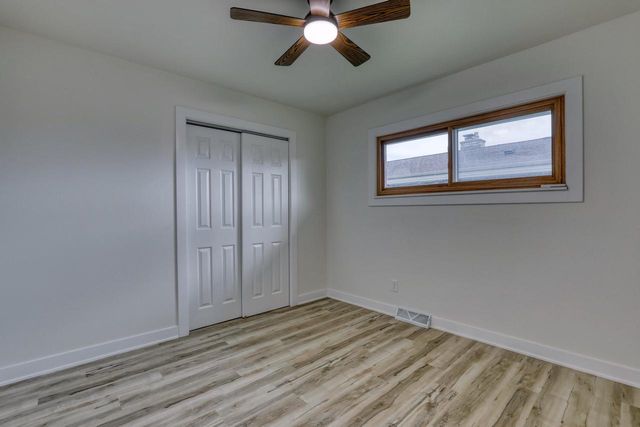 6291 Thorncrest DRIVE, Greendale, WI 53129