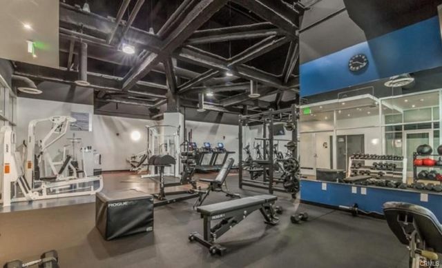 1100 Wilshire 2707, Los Angeles, CA 90017