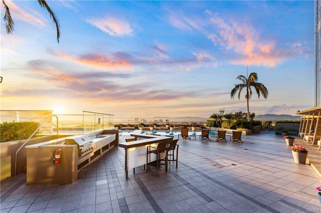 1100 Wilshire 2707, Los Angeles, CA 90017