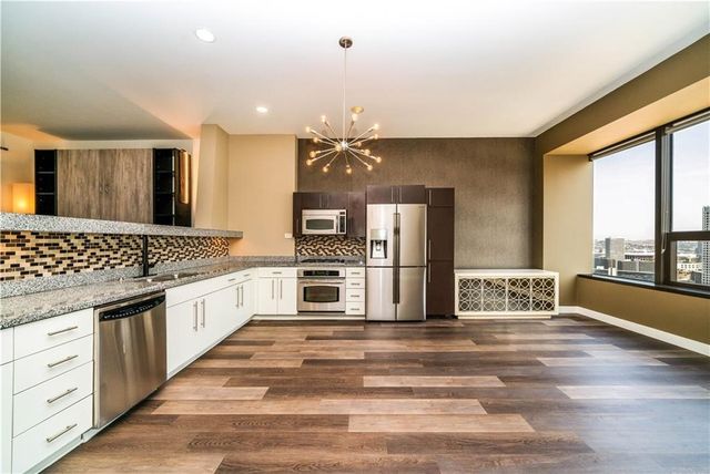 1100 Wilshire 2707, Los Angeles, CA 90017