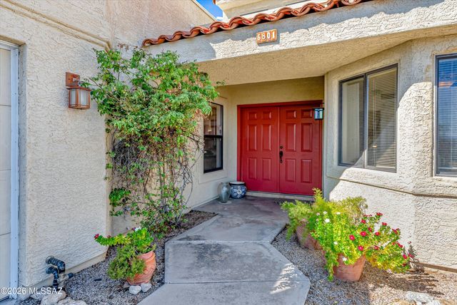 6801 E Brownstone Place, Tucson, AZ 85750