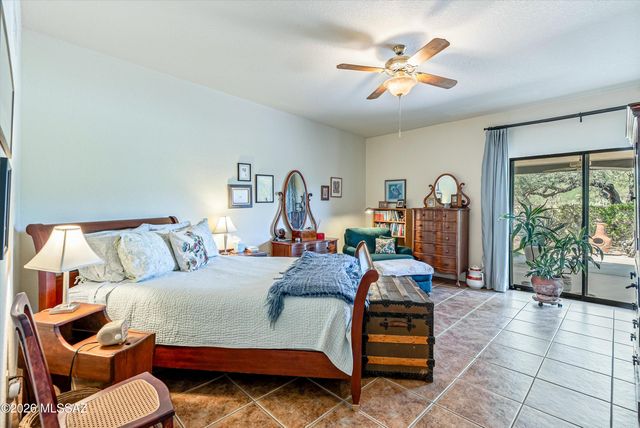 6801 E Brownstone Place, Tucson, AZ 85750
