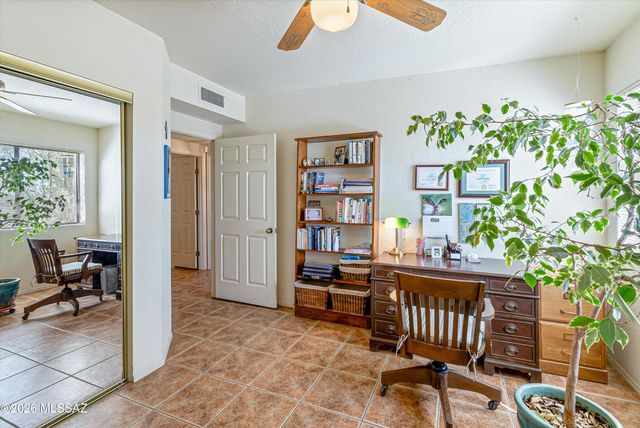 6801 E Brownstone Place, Tucson, AZ 85750