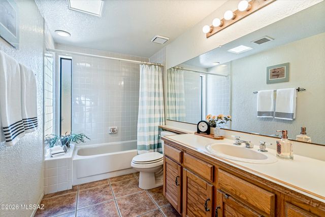 6801 E Brownstone Place, Tucson, AZ 85750