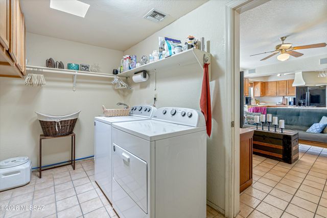 6801 E Brownstone Place, Tucson, AZ 85750