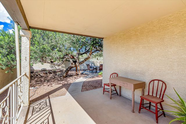 6801 E Brownstone Place, Tucson, AZ 85750
