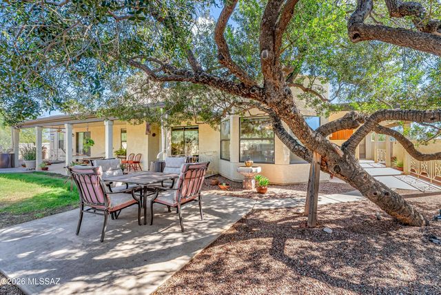 6801 E Brownstone Place, Tucson, AZ 85750