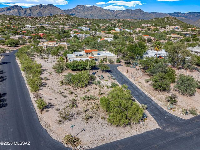6801 E Brownstone Place, Tucson, AZ 85750