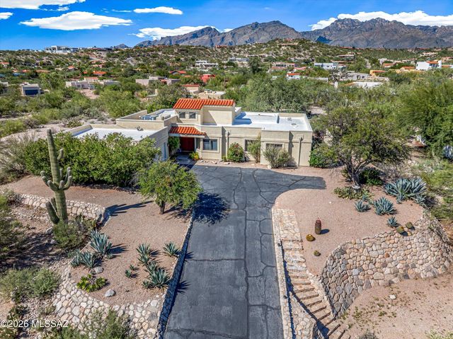 6801 E Brownstone Place, Tucson, AZ 85750
