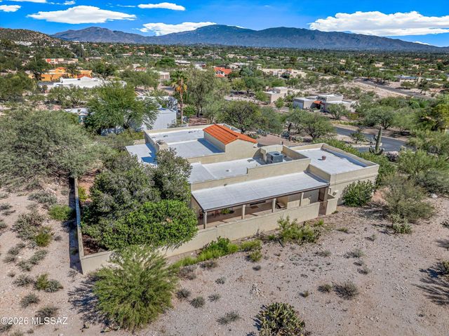 6801 E Brownstone Place, Tucson, AZ 85750