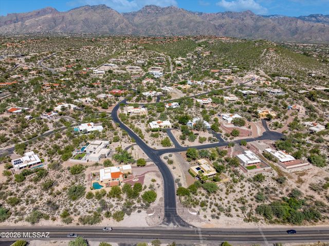 6801 E Brownstone Place, Tucson, AZ 85750
