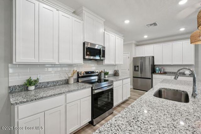 4825 Madras Drive NW, Palm Bay, FL 32907