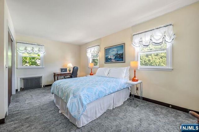65 Harding Avenue, Totowa, NJ 07512