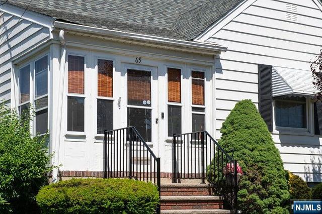 65 Harding Avenue, Totowa, NJ 07512