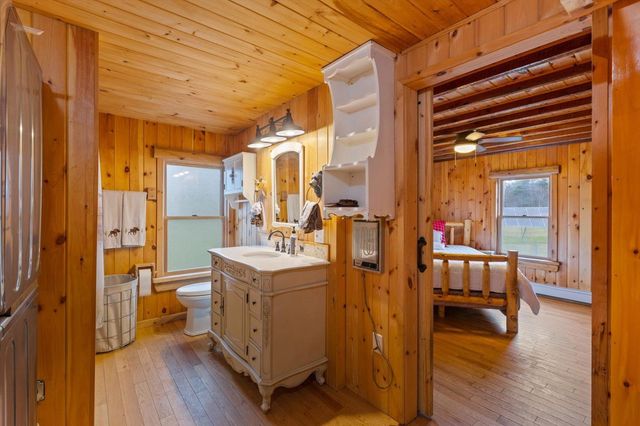 240 Forest Lake Road, Winchester, NH 03470