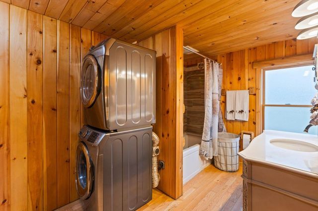 240 Forest Lake Road, Winchester, NH 03470