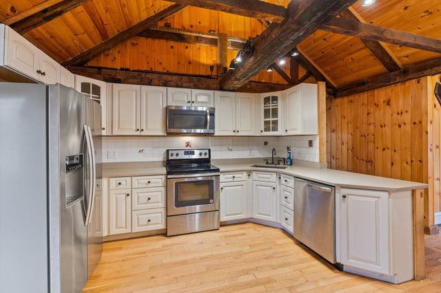 240 Forest Lake Road, Winchester, NH 03470