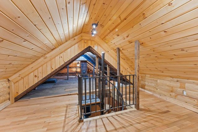 240 Forest Lake Road, Winchester, NH 03470