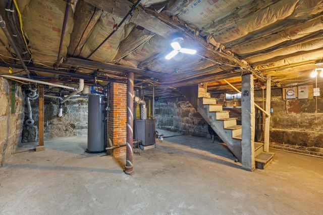 240 Forest Lake Road, Winchester, NH 03470