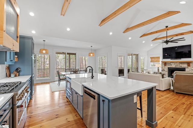 1408 Cool Ridge Drive, Seneca, SC 29672