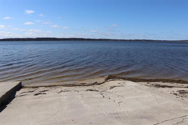 W642 Northern Pike, Montello, WI 53949