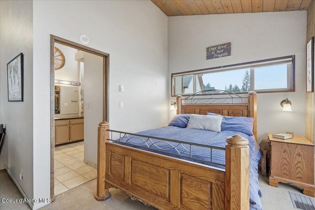 2395 S Silver Beach Rd, Coeur D'alene, ID 83814