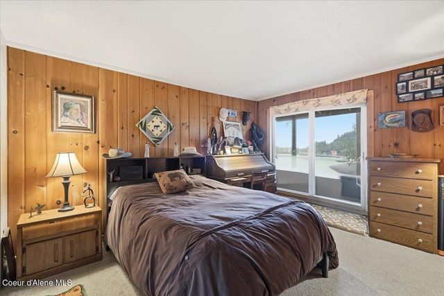 2395 S Silver Beach Rd, Coeur D'alene, ID 83814