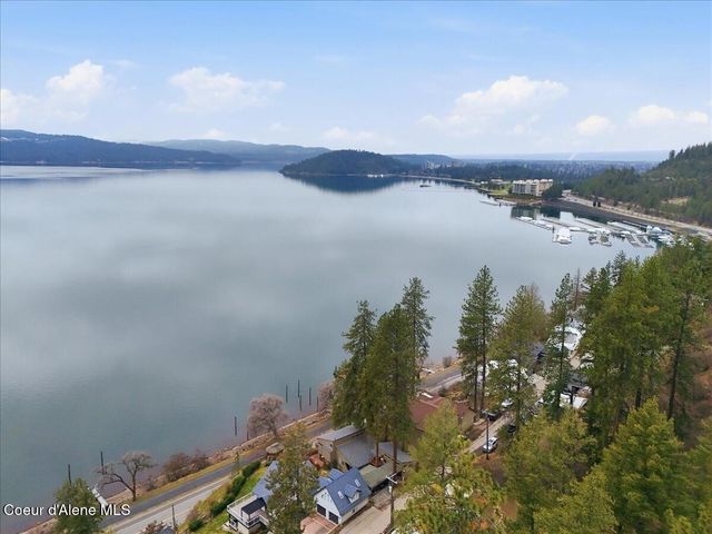 2395 S Silver Beach Rd, Coeur D'alene, ID 83814